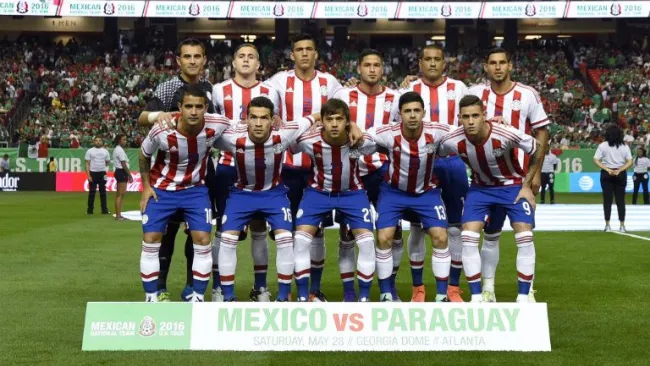 La selección de Paraguay que enfrentó al Tri en días recientes