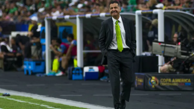 Juan Carlos Osorio se lamenta el juego contra Uruguay