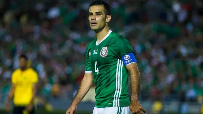 Rafa Márquez durante el partido contra Jamaica