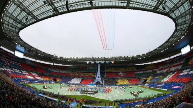 Así lució el Stade de France previo al arranque del juego