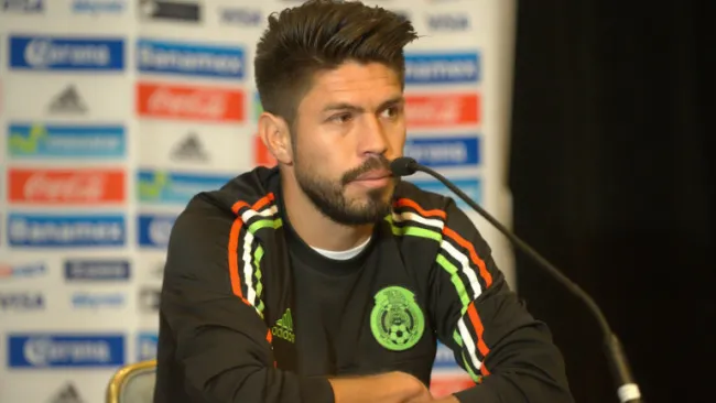 Oribe en conferencia de prensa con el Tri