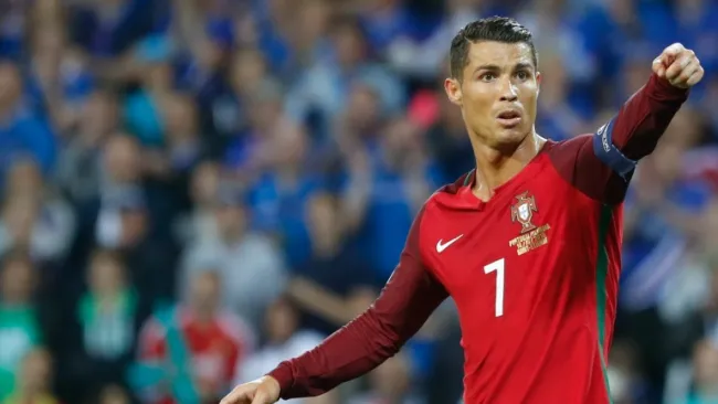 CR7 Durante al partido contra Islandia