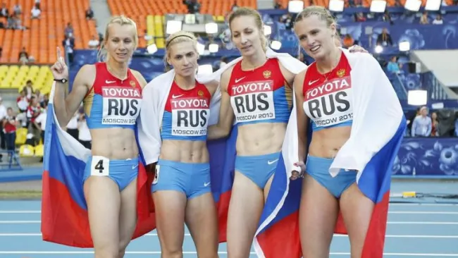 Atletas rusas durante el Campeonato Mundial de Atletismo de 2013