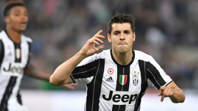 Álvaro Morata festeja anotación con la Juventus