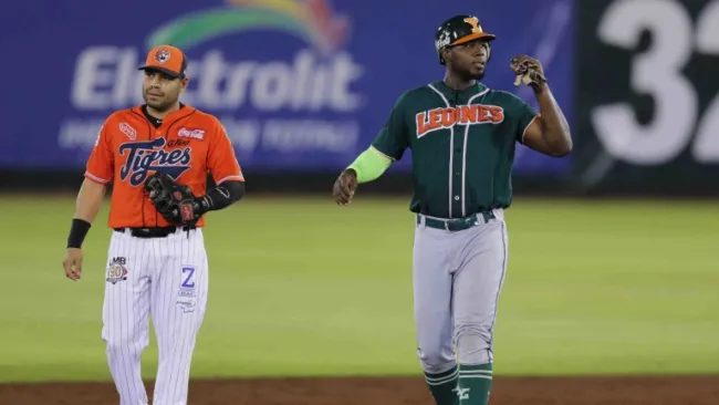 Valdez, durante un partido con los 'melenudos' en la LMB