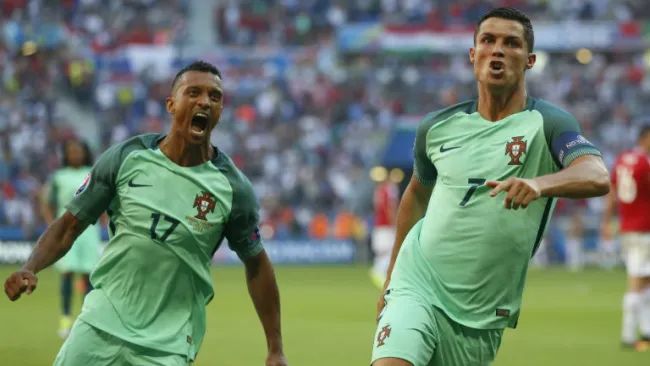 Cristiano Ronaldo celebra anotación contra Hungría