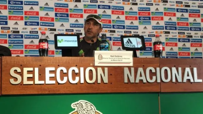 Potro Gutiérrez en conferencia de prensa