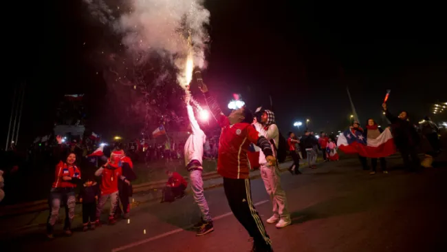 Aficionados Chilenos festejan el Bicampeonato de Copa América