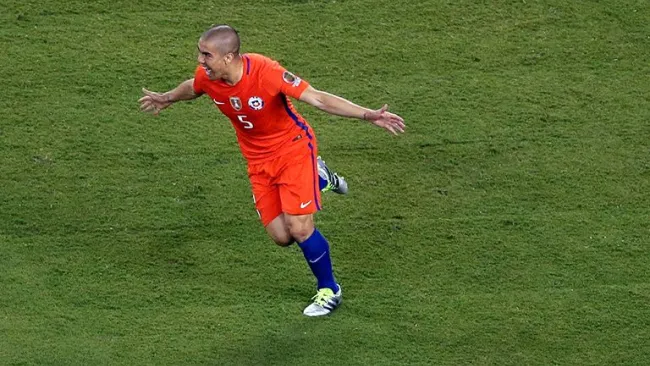 Gato Silva festeja el penalti decisivo contra Argentina