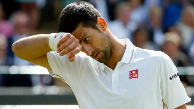 Djokovic se lamenta durante su partido frente a Querrey