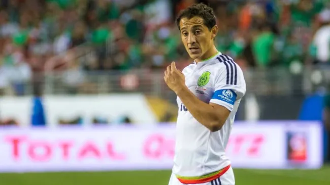 Guardado, durante un partido con la Selección Mexicana