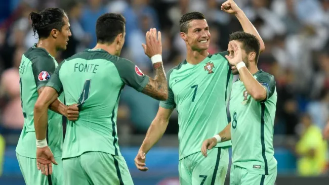 CR7 y compañía, celebrando el pase a la Final de la Euro 