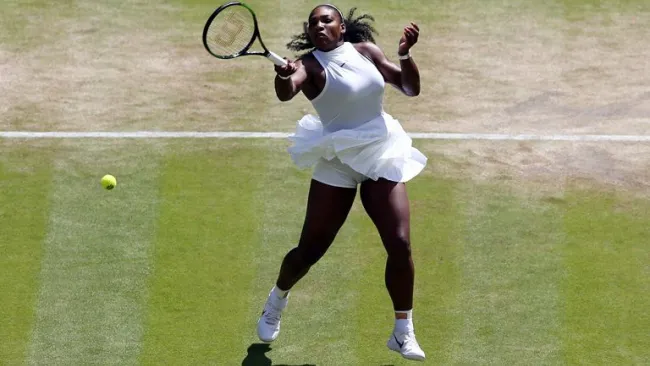 Serena Williams durante el partido contra Elena Vesnina