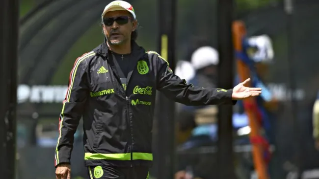 Potro Gutiérrez en entrenamiento con el Tri Olímpico