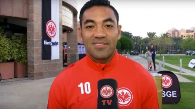 Fabián, entrevistado por su equipo