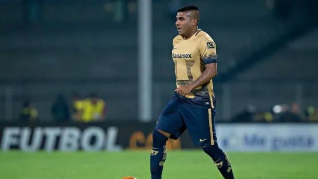 Daniel Ludueña, durante un partido con Pumas en el C2016
