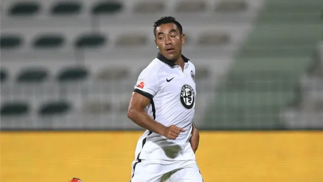 Marco Fabián, durante un partido con el Eintracht Frankfurt