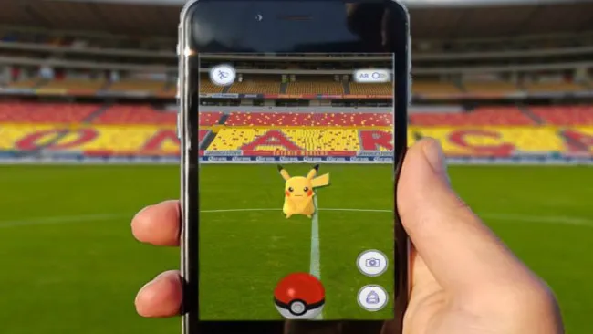 Pikachu estuvo de visita por el Estadio Morelos de Michoacán