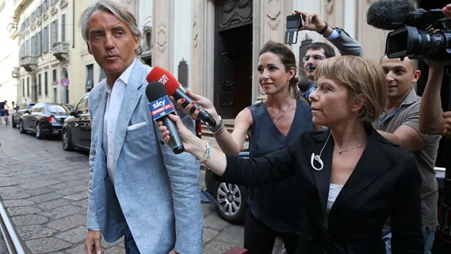 Mancini ofrece algunas palabras a los medios