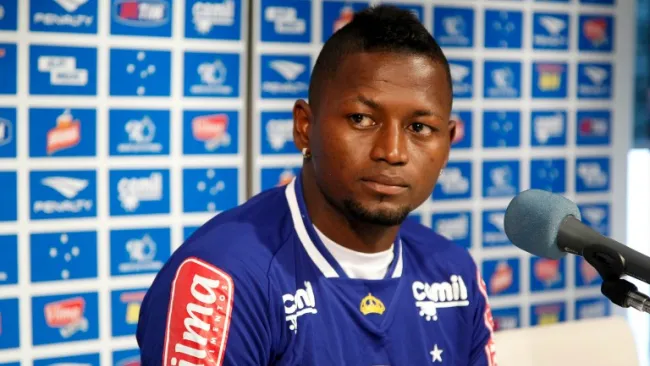 Duvier Riascos en su presentación con Cruzeiro