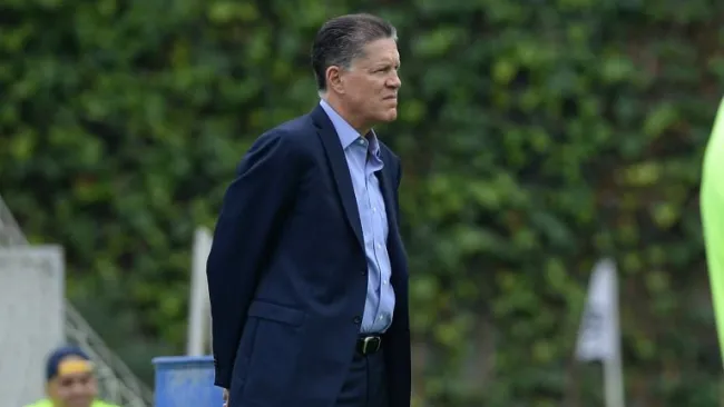 Ricardo Peláez en un entrenamiento de América