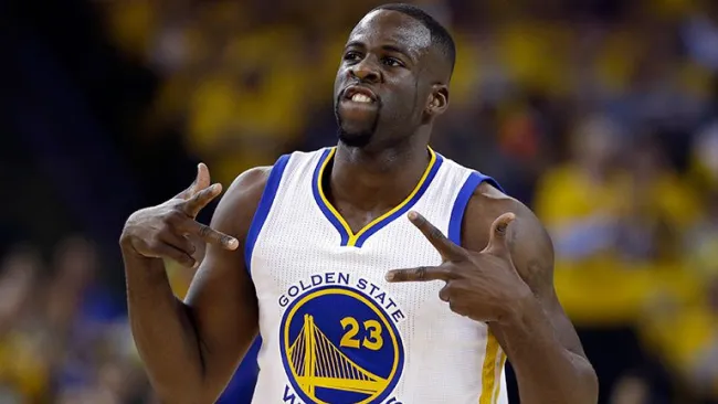 Draymond Green durante un partido con los Warriors