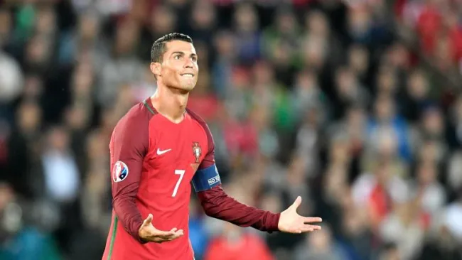 CR7, durante un partido de la Euro 2016