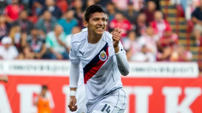 Ángel Zaldívar en el partido contra Xolos