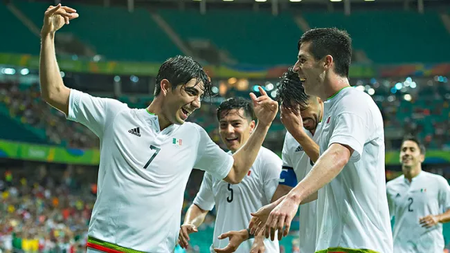 Pizarro festeja anotación contra Alemania 