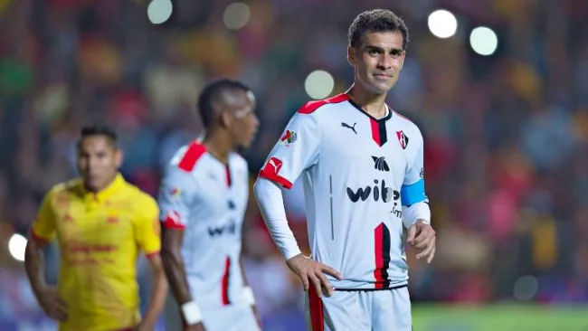 Rafa Márquez en el partido contra Morelia