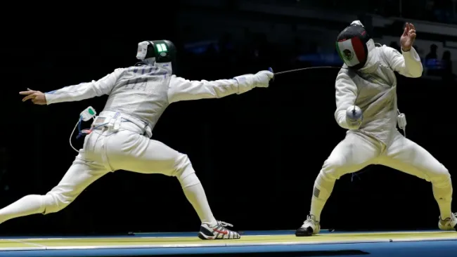 El esgrimista mexicano participando en Juegos Olímpicos
