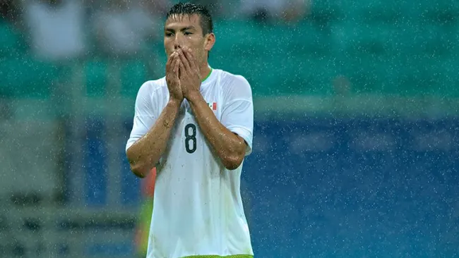 Hirving Lozano lamenta una acción en Río 2016