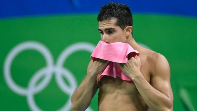 Romel Pacheco se lamenta durante la serie de clavados en Río