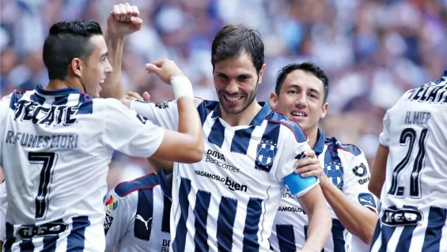 José Maria Basanta festeja su gol contra los Rayos de Necaxa