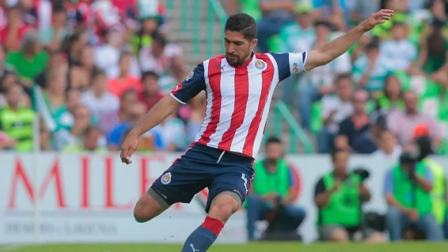 Jair Pereira en el partido contra Santos