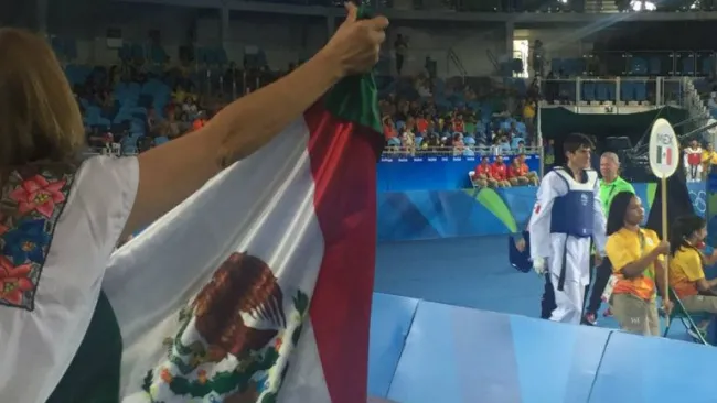 Mamá de Saúl Gutiérrez apoya a su hijo en Río 2016