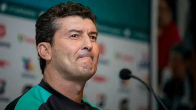 José Manuel de la Torre en conferencia de prensa