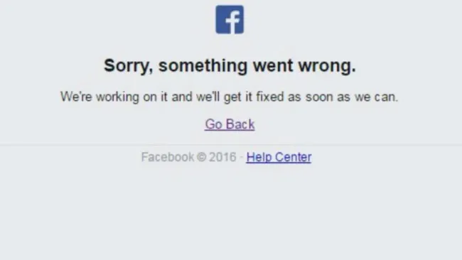 Facebook informó después de unos minutos que estaban trabajando para regresar