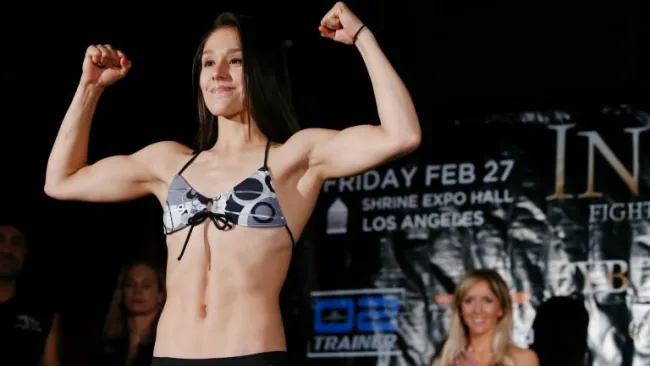 Alexa Grasso, en ceremonia de pesaje