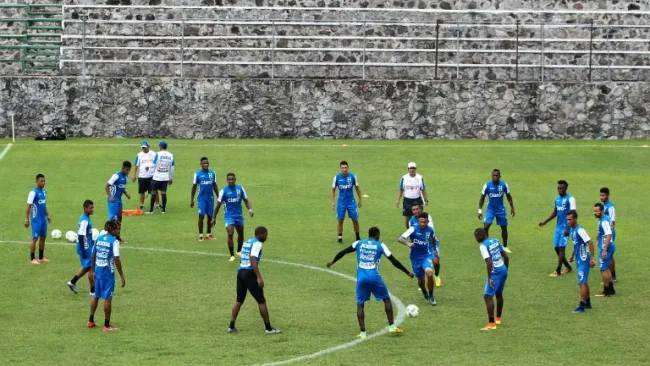 Jugadores de la Selección de Honduras, durante practica en Xochitepec, Morelos