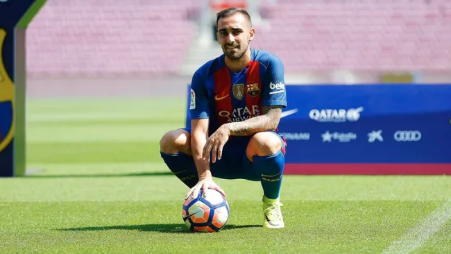 Paco Alcácer durante su presentación con el Barcelona