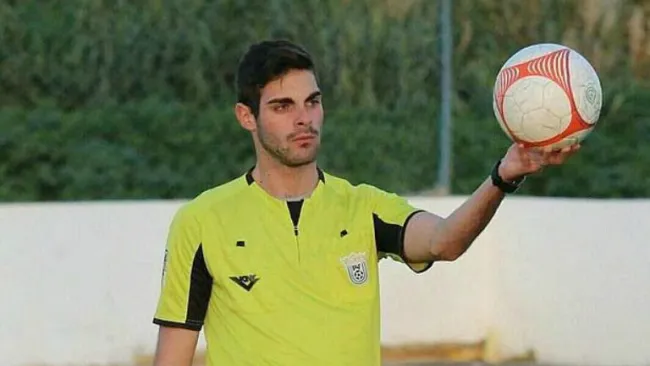 Jesús Tomillero, árbitro gay que ha sido blanco de insultos 