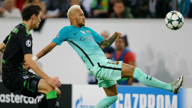 Neymar durante el partido frente al Monchengladbach
