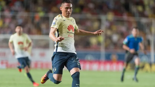 Paul Aguilar, durante un partido del América en el Apertura 2016