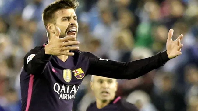 Piqué reclama en juego entre Celta y Barcelona