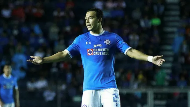  Erick Torres, durante el partido entre Cruz Azul y Toluca del Apertura 2016