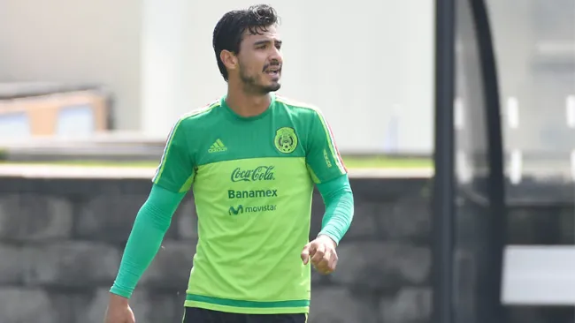 Alanís durante el entrenamiento de la Selección Nacional