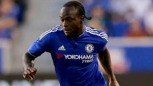 Victor Moses, en partido con el Chelsea