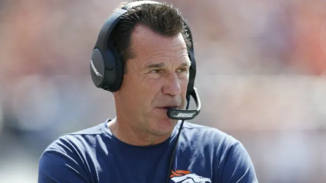 Gary Kubiak durante un partido de los Broncos