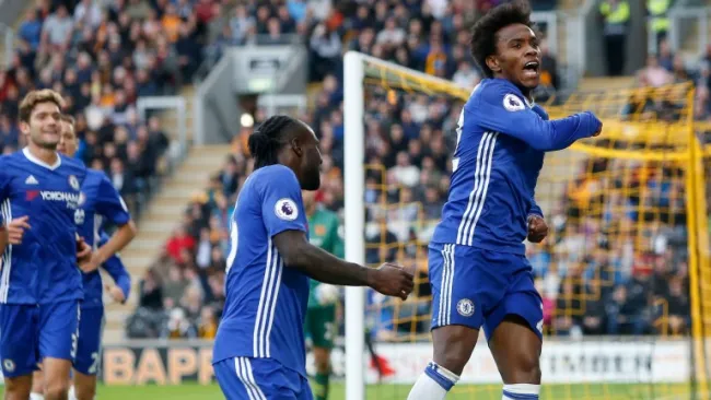 Willian celebra un gol marcado con el Chelsea